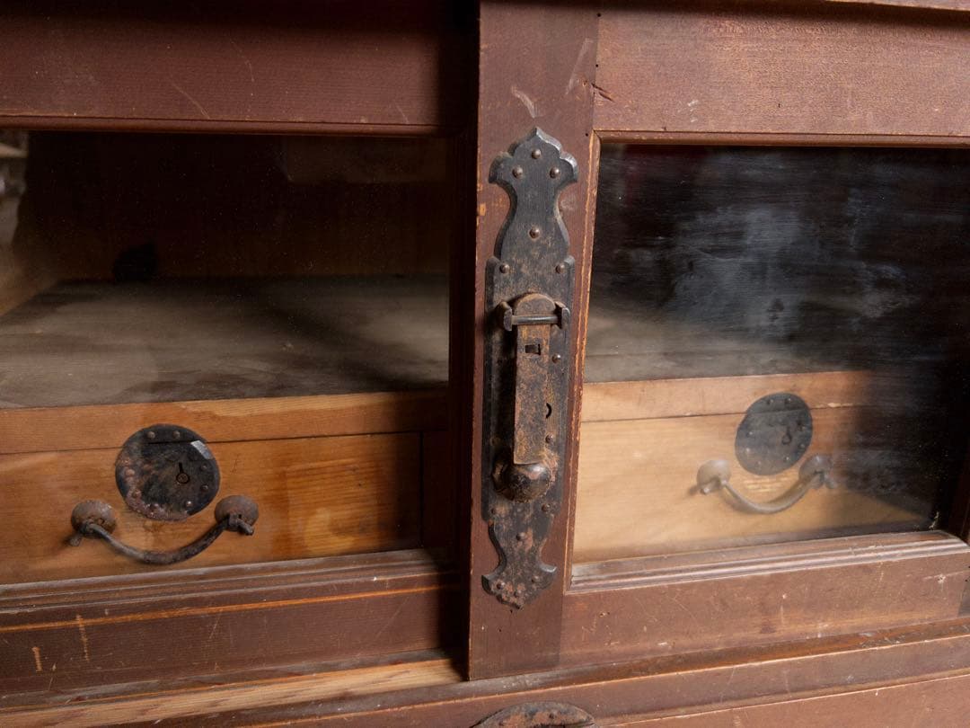 ガラス棚 和箪笥 M065 古道具 古家具 和家具 ビンテージ アンティーク