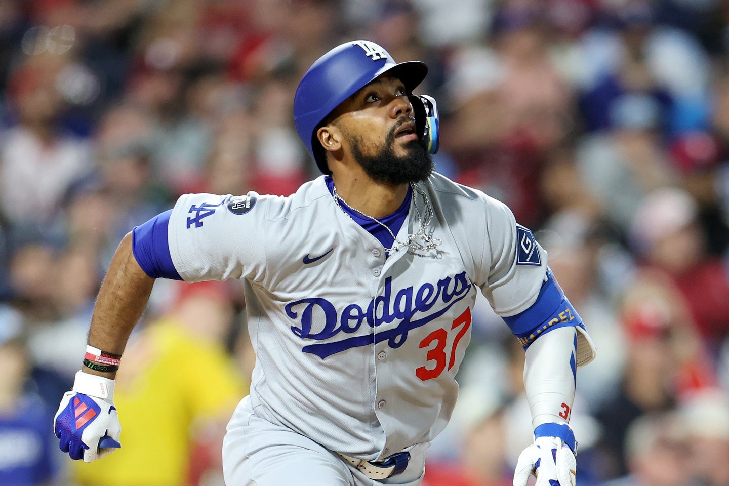 ドジャースで相次ぐ“胃腸系トラブル”…テオスカー・ヘルナンデスが