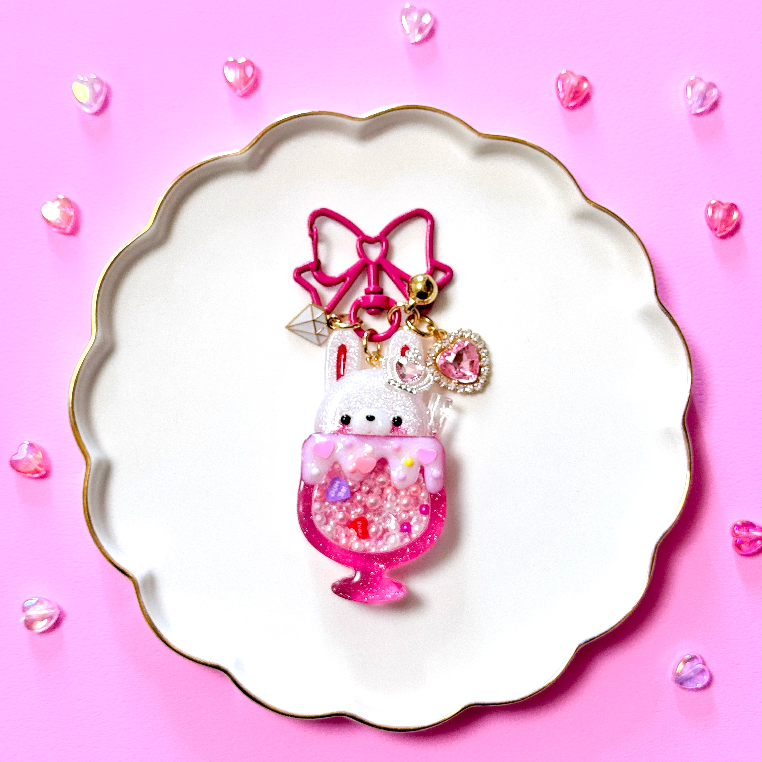 限定デザイン！うさちゃんドリンクキーホルダー – SUNHOSEKI