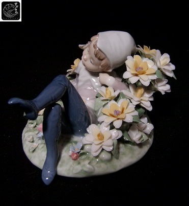 リヤドロ・夢見る妖精・ハイポーセリン