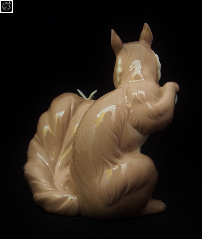 リヤドロ】【びっくりしちゃった】【絶版】【6409】